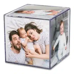 Foto Cubo de acrílico grande