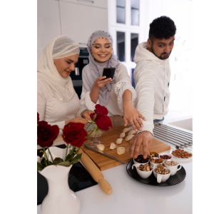 Pessoas cozinhando como forma de presentear