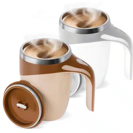 caneca térmica com misturador de bebidas