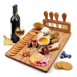 Tábua de queijos com espátulas - presentes para esposa