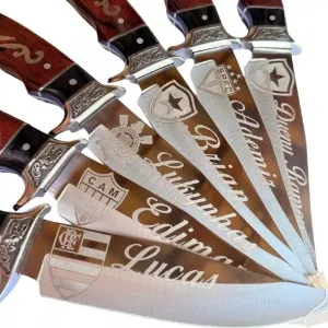 Faca personalizada com escudo do time