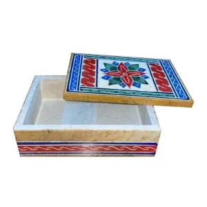 caixa porta-joias em pedra sabão